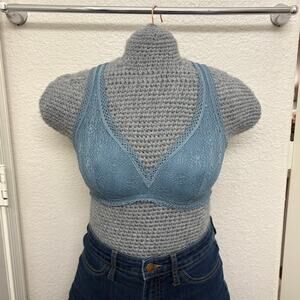 Victoria’s Secret Blue Lace Slip On Foam Cup Wireless Racerback Bralette L